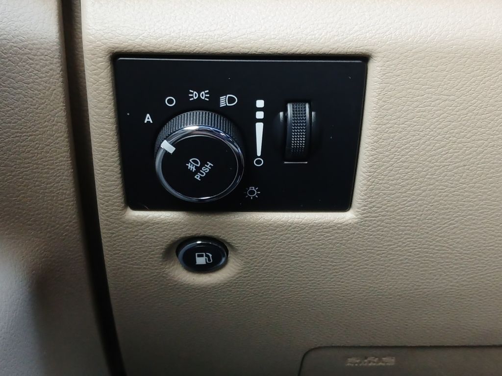 Used Car 2018 Jeep Grand Cherokee  Limited For Sale Under $20,000 In Austin, Texas