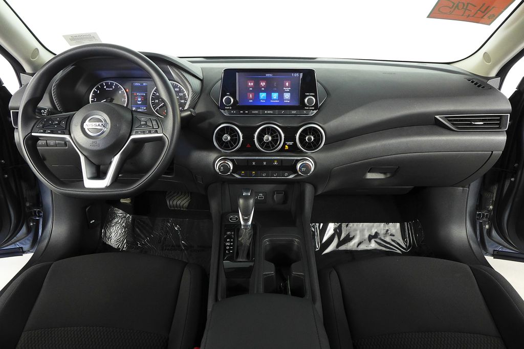 Thumbnail: 2022 Nissan Sentra - 22
