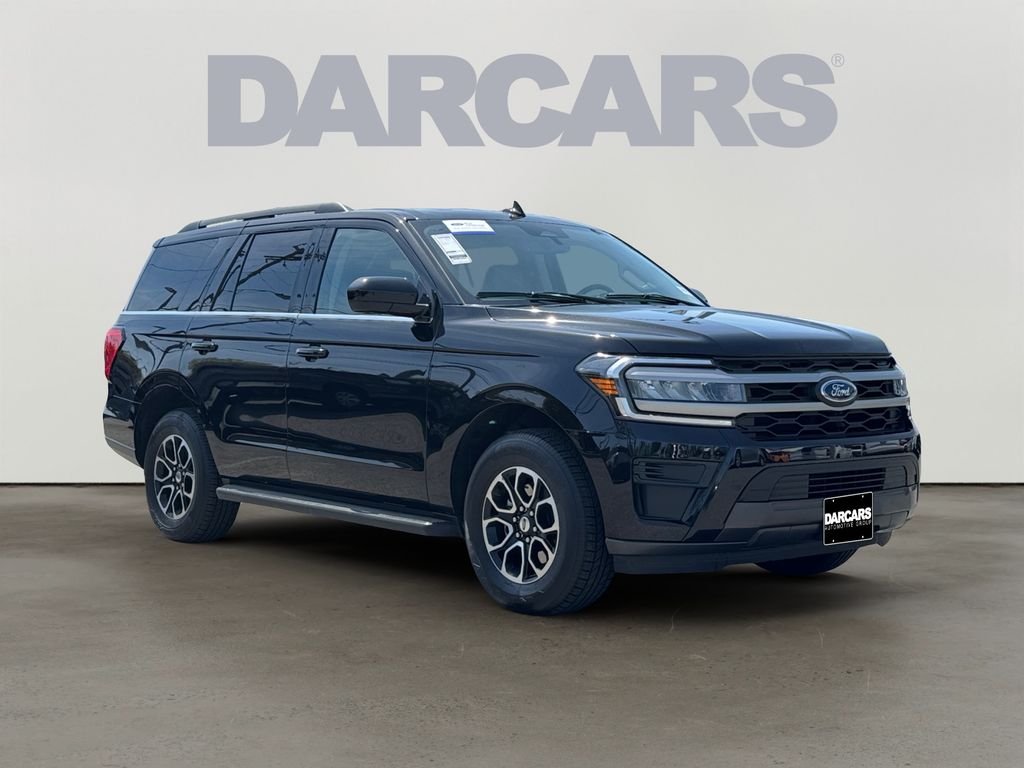 Black Metallic 2024 Ford Expedition XLT 4WD SUV / Crossover Four-Wheel Drive Automatic
