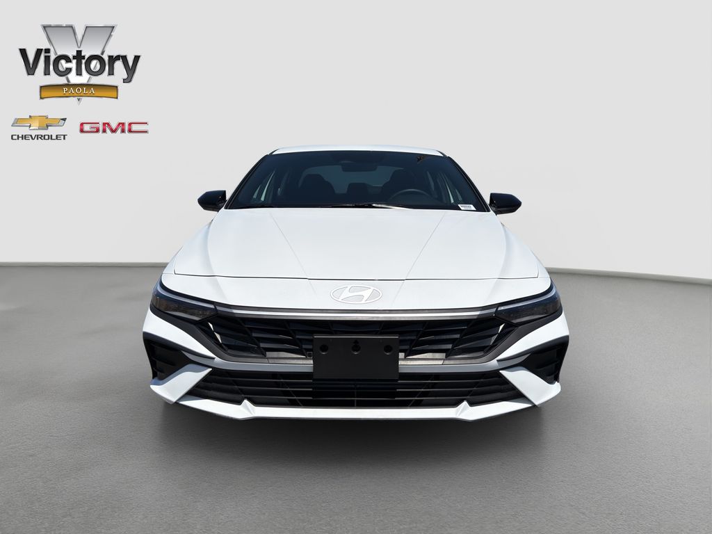 Used 2025 Hyundai Elantra SEL Sport with VIN KMHLM4DG8SU000562 for sale in Kansas City