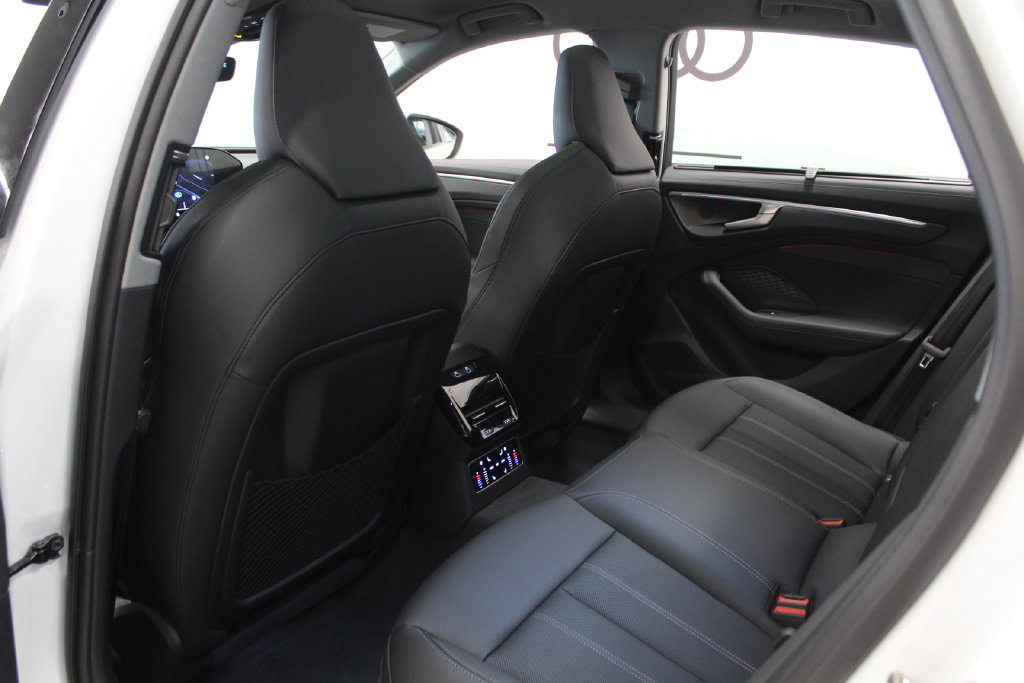 Thumbnail: 2026 Audi A6 - 28