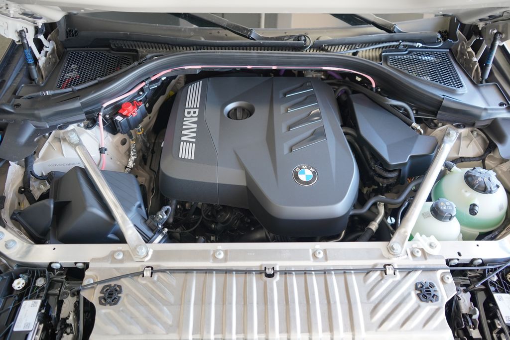 Thumbnail: 2026 BMW X3 - 21