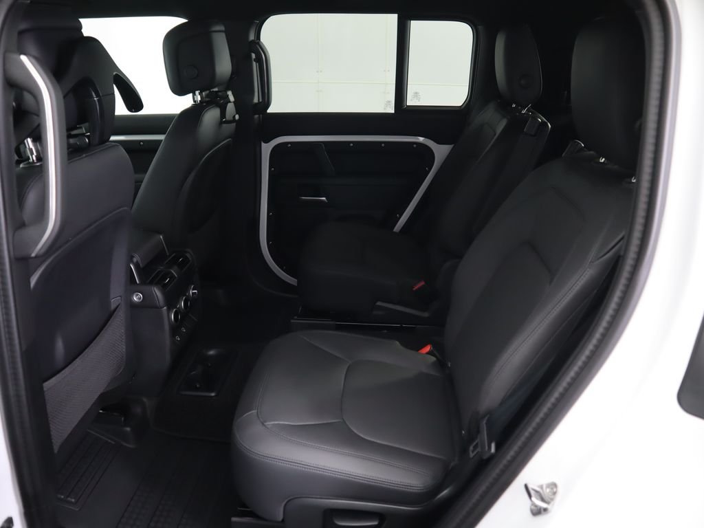 Thumbnail: 2025 Land Rover Defender - 22