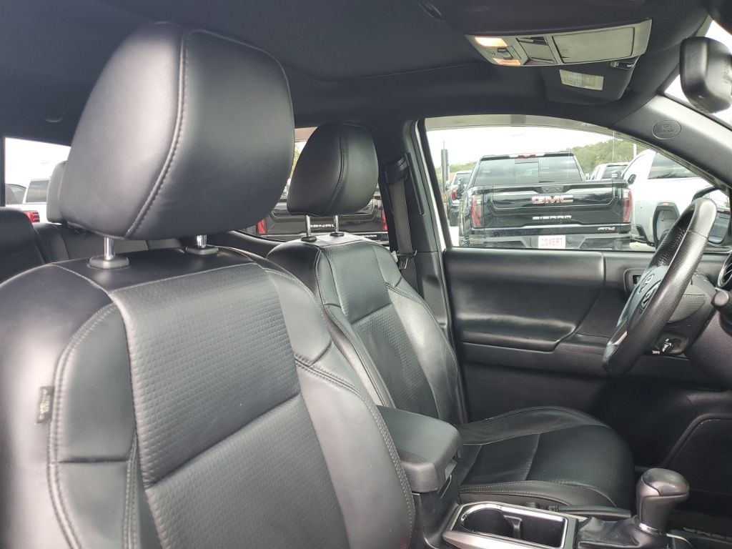 Used Car 2018 Toyota Tacoma  For Sale Under $25,000 In Austin, Texas