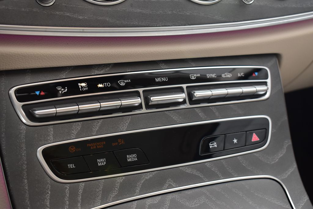 Thumbnail: 2023 Mercedes-Benz E-Class - 21