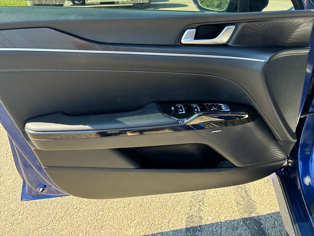 2025 Kia K5 GT-Line - 11