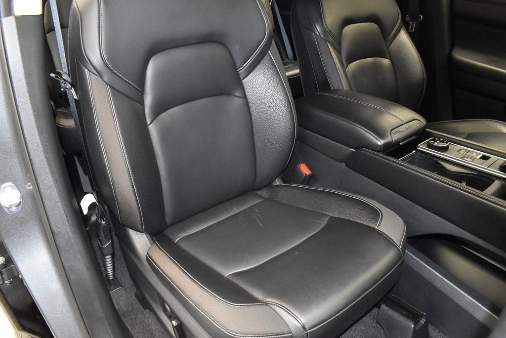 Thumbnail: 2023 Nissan Pathfinder - 29