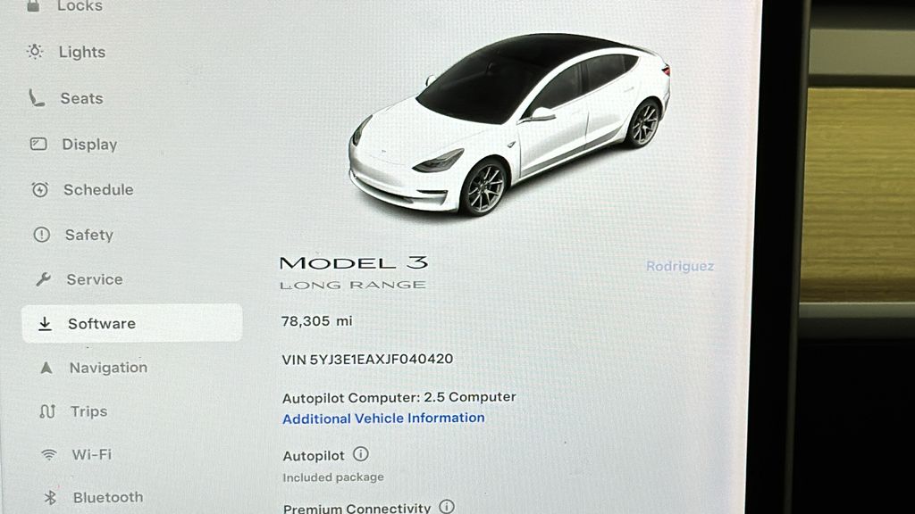 2018 Tesla Model 3 Mid Range 17