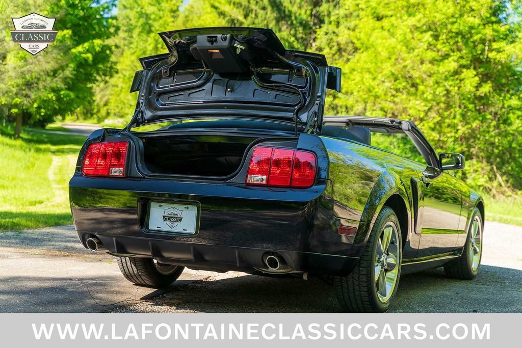 2007 Ford Mustang 128