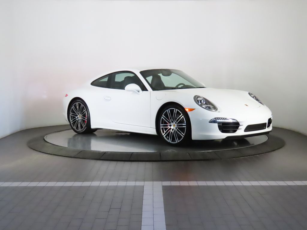 Thumbnail: 2016 Porsche 911 - 9