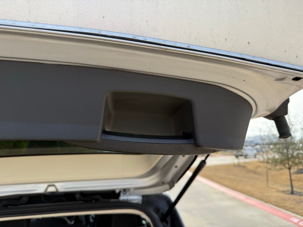 Thumbnail: 2016 Ford Escape - 27