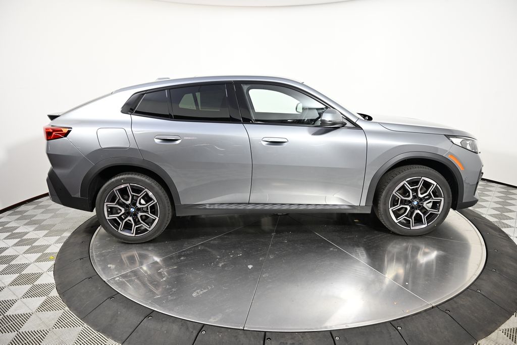 Thumbnail: 2025 BMW X2 - 6