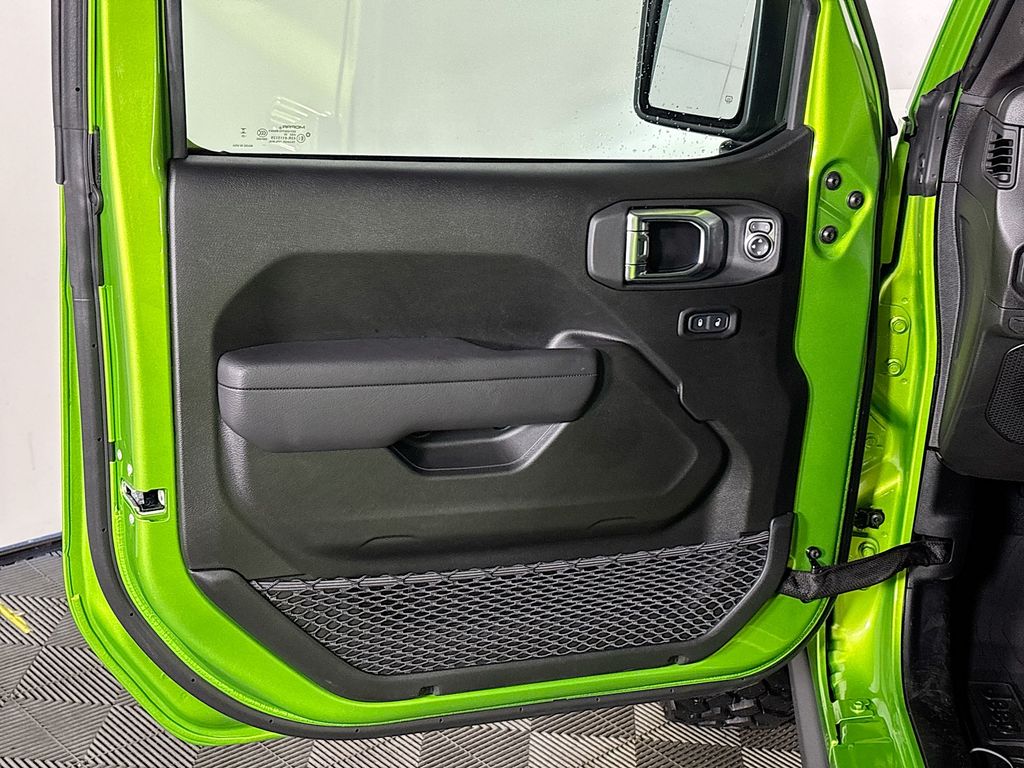 2025 Jeep Gladiator Willys