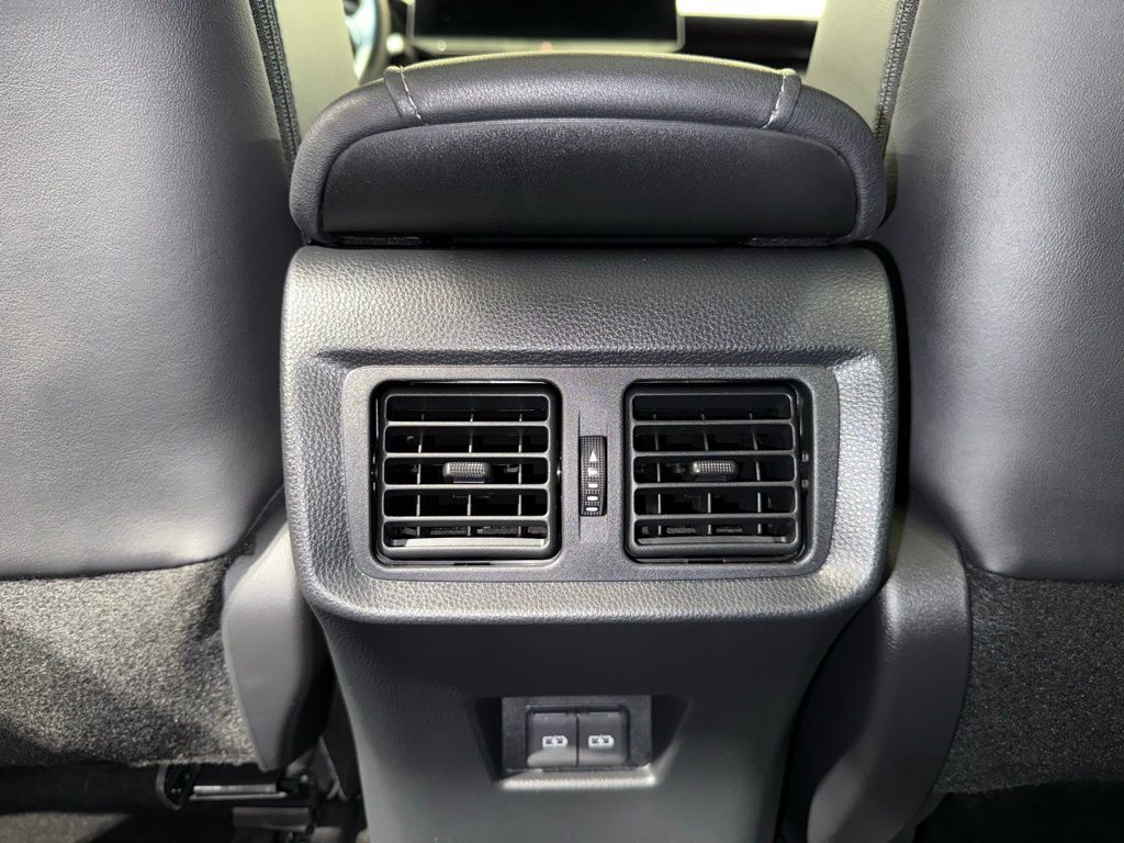 2023 Toyota Venza Nightshade Edition 22