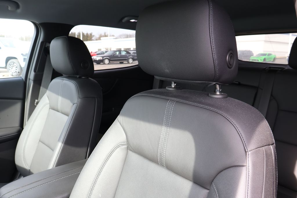 Thumbnail: 2022 Chevrolet Blazer - 15