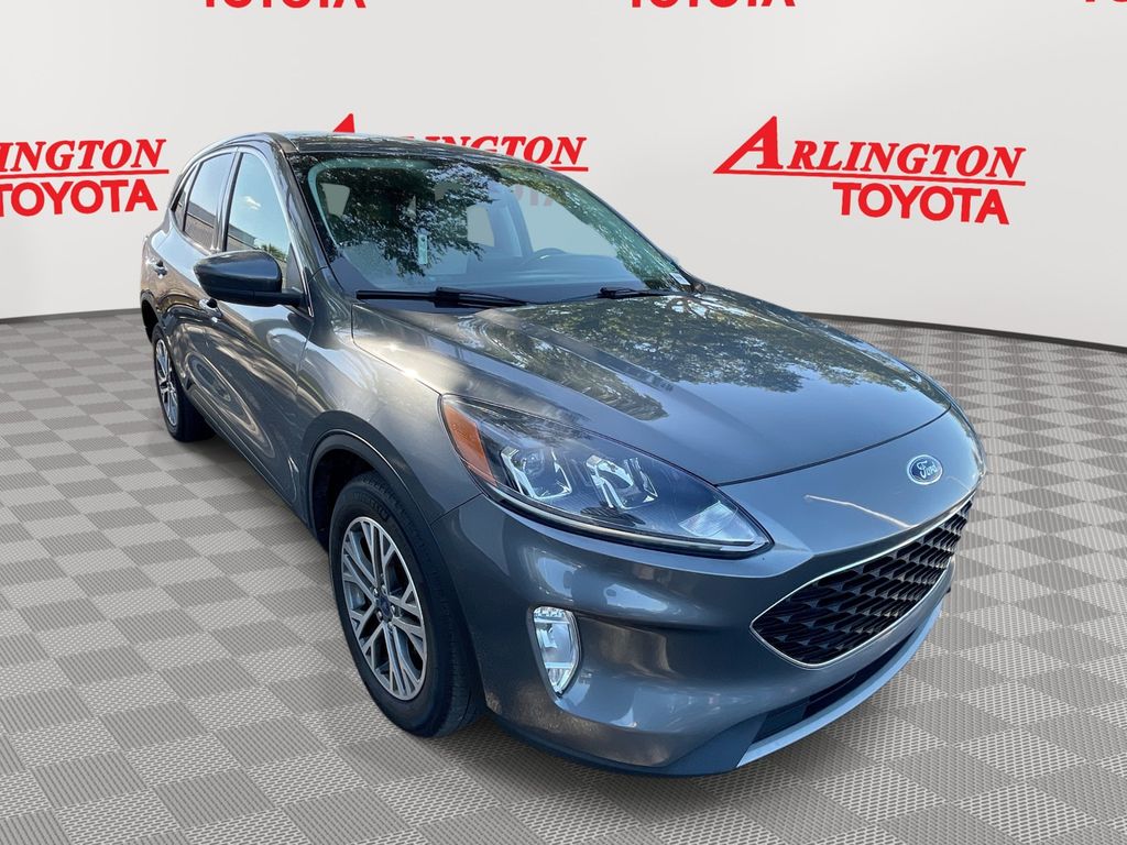 2022 Ford Escape SEL's photo
