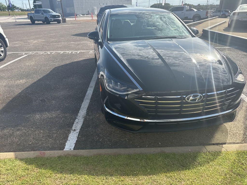 2022 Phantom Black Hyundai Sonata SE FWD Sedan