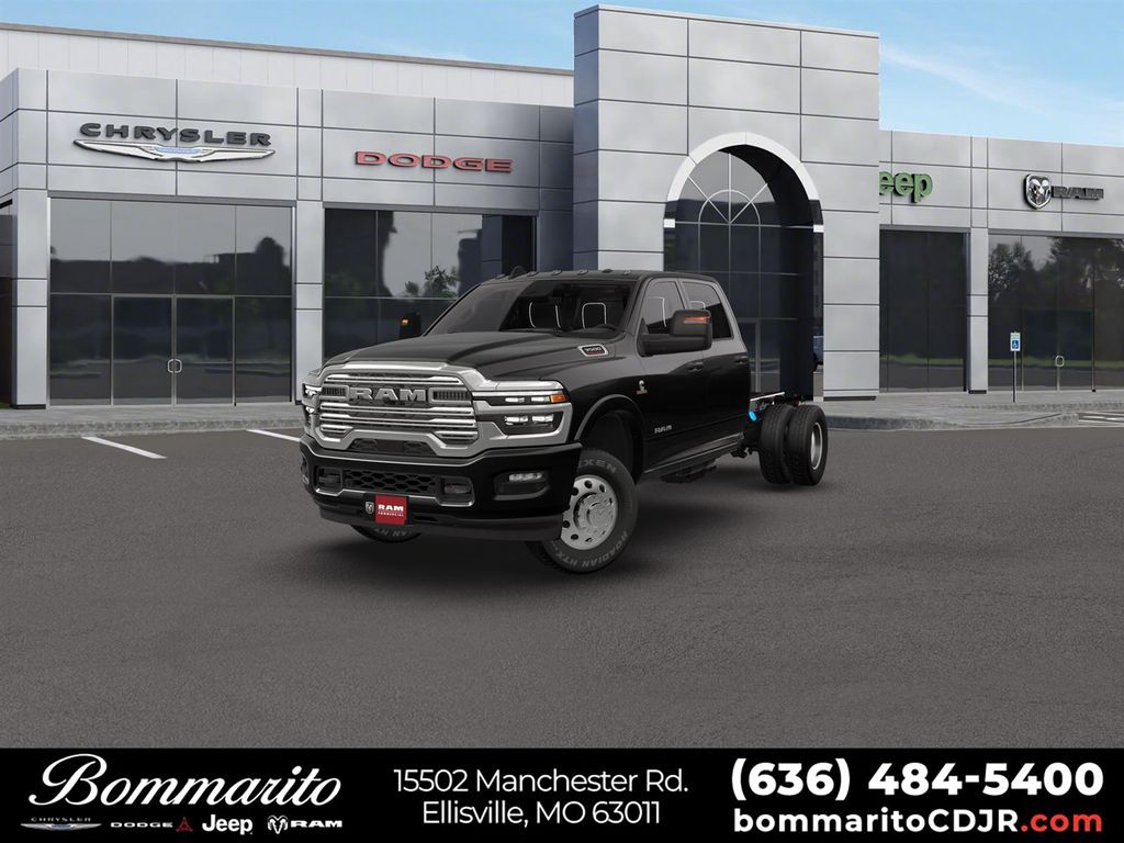 Diamond Black Crystal Pearlcoat 2026 RAM 3500 Chassis Tradesman Crew Cab LB DRW 4WD Pickup Truck Four-Wheel Drive 8-Speed Automatic