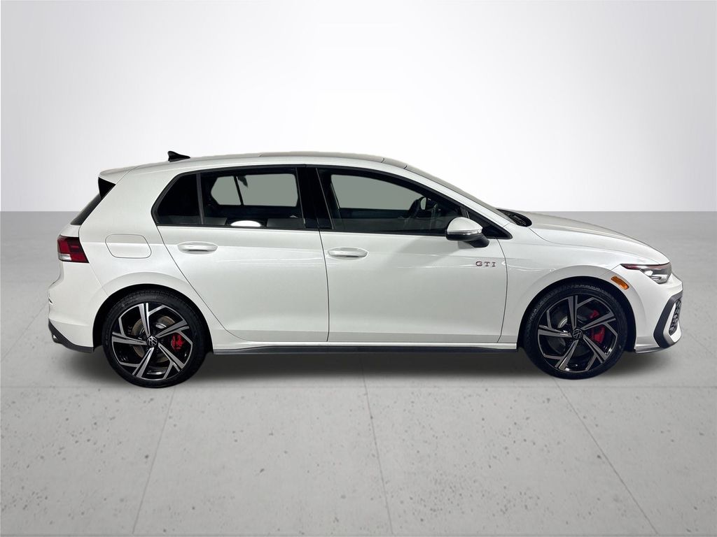 2025 Volkswagen Golf GTI 2.0T SE