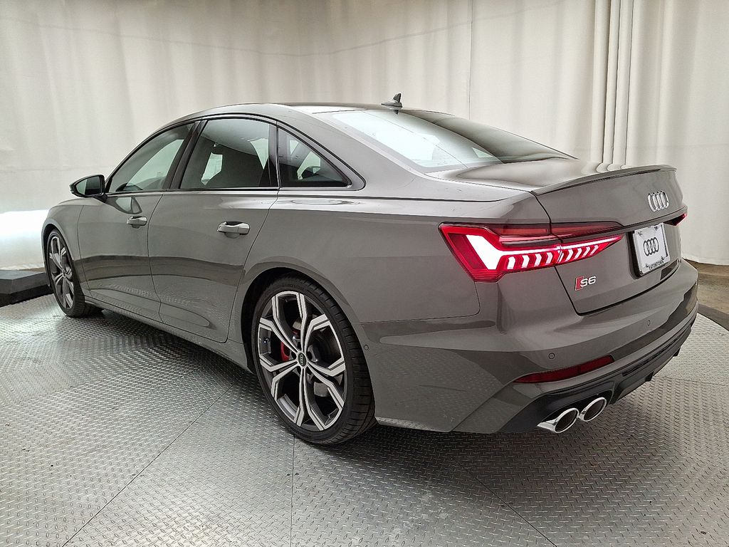 2025 Audi S6  4