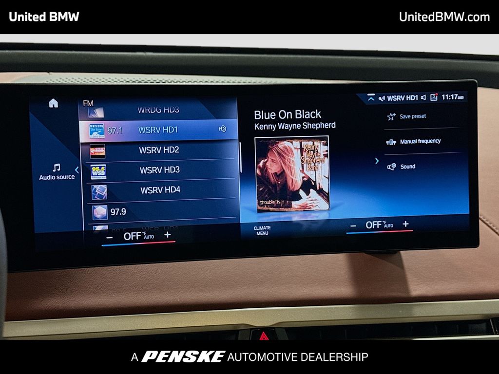 Thumbnail: 2023 BMW iX - 8