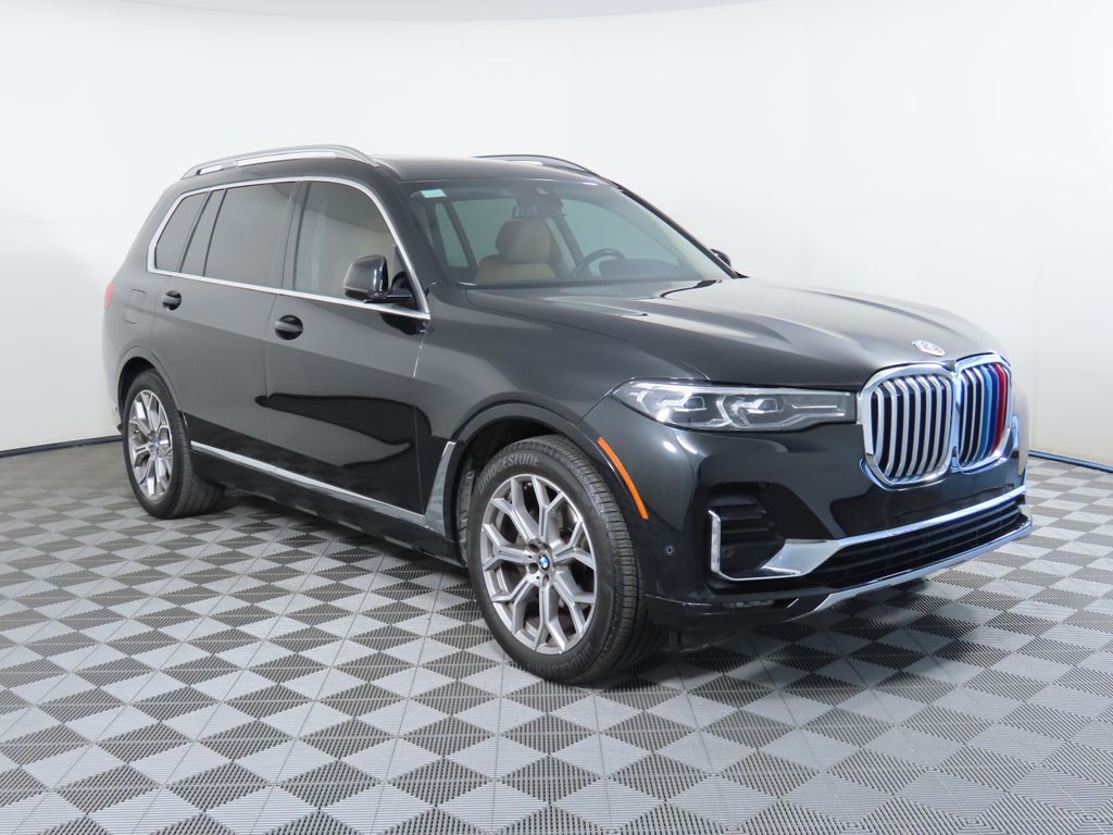 2021 BMW X7 xDrive40i 3