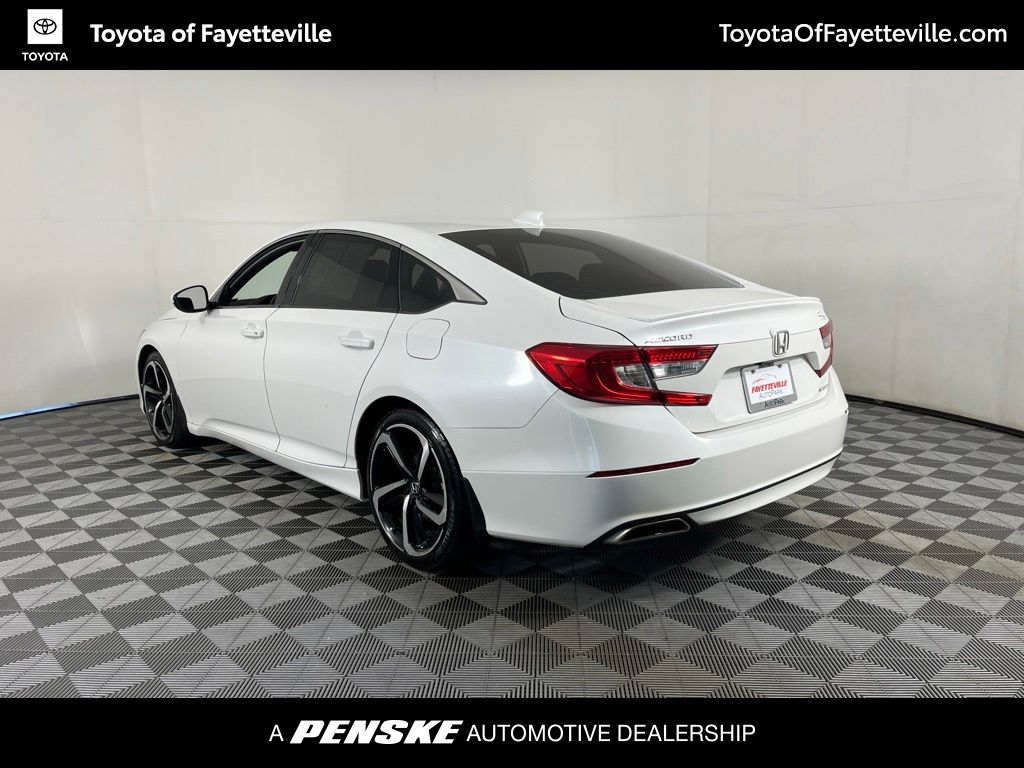 Thumbnail: 2018 Honda Accord - 3