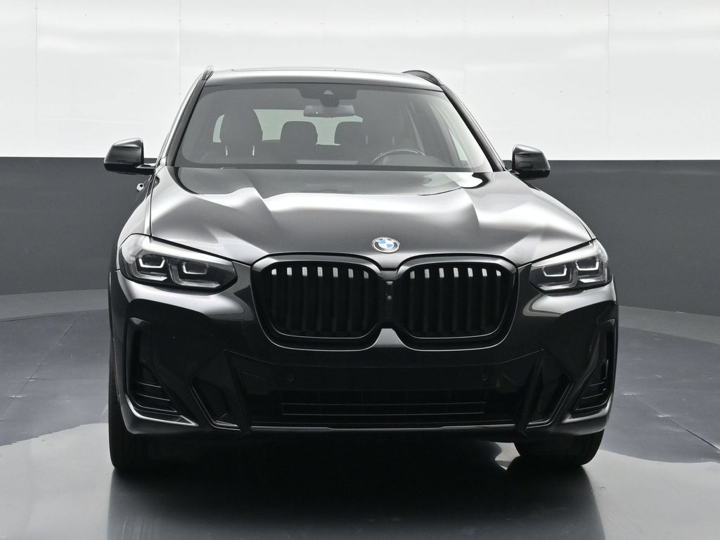 Used 2024 Black BMW sDrive30i image 6