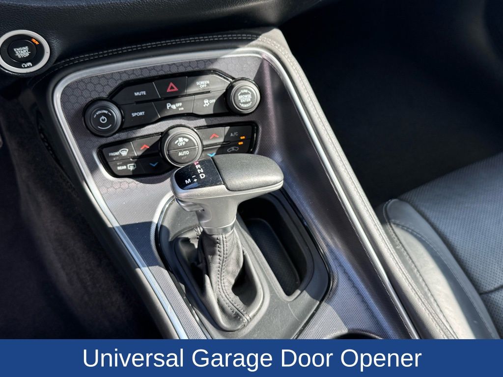 2017 Dodge Challenger SXT Plus