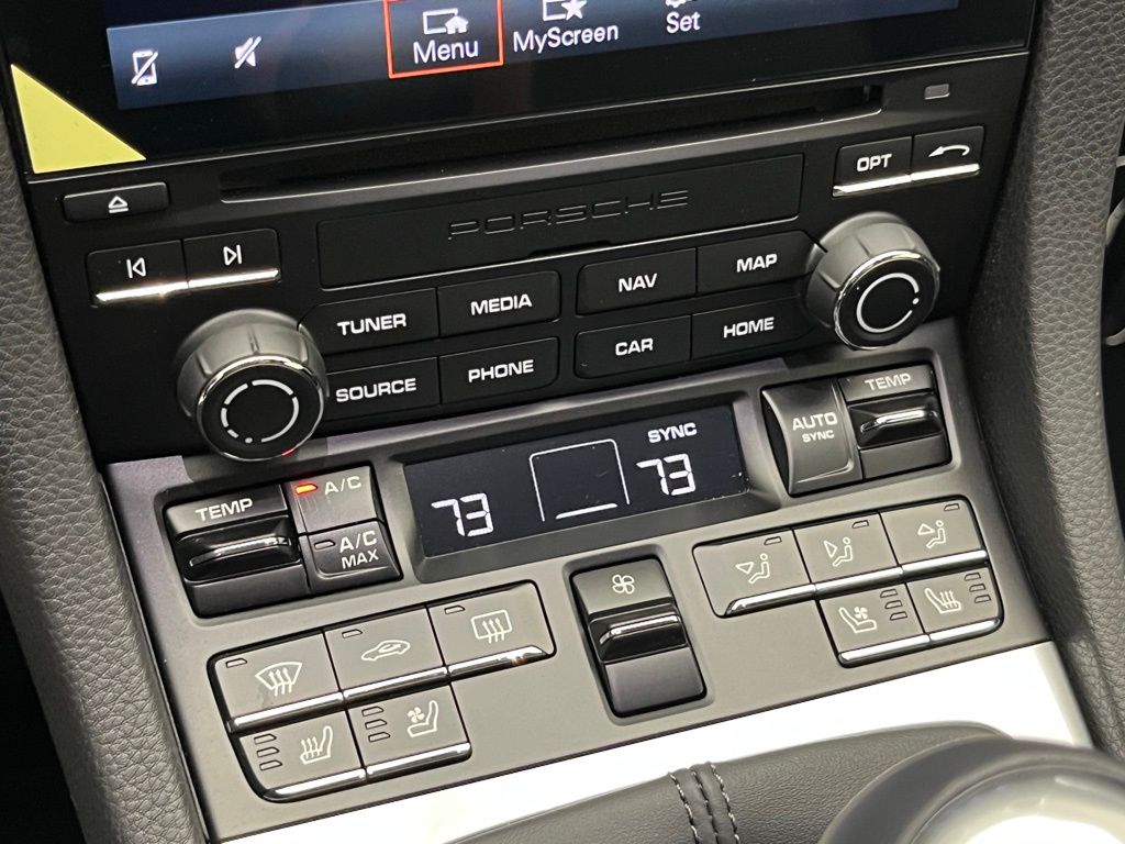 2023 Porsche 718 Cayman  18