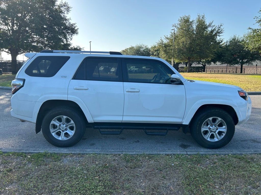 2023 Toyota 4Runner SR5 6