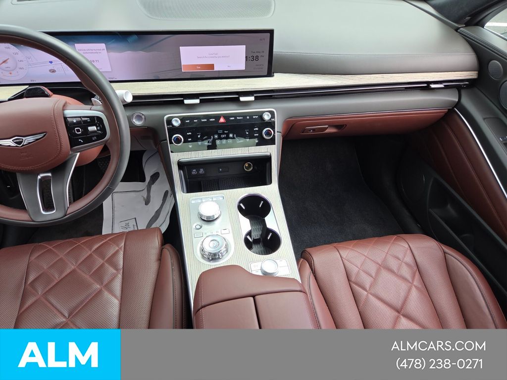 Used 2025 Silver Genesis 3.5T Prestige image 15