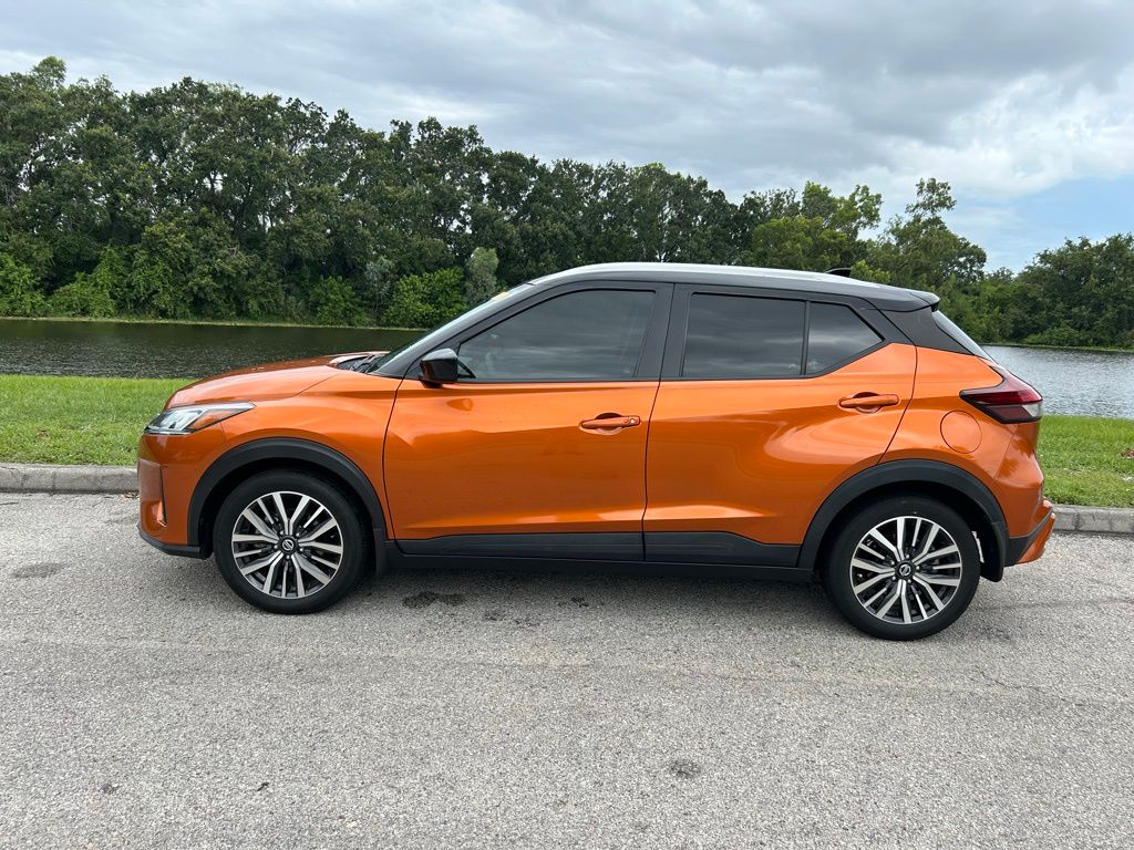 Thumbnail: 2021 Nissan Kicks - 2