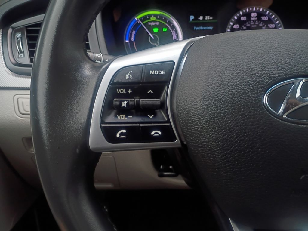 Used Car 2019 Hyundai Sonata Hybrid  Se For Sale Under $15,000 In Austin, Texas