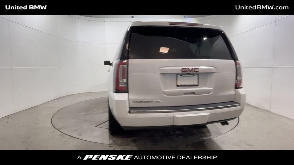 Thumbnail: 2019 GMC Yukon XL - 7