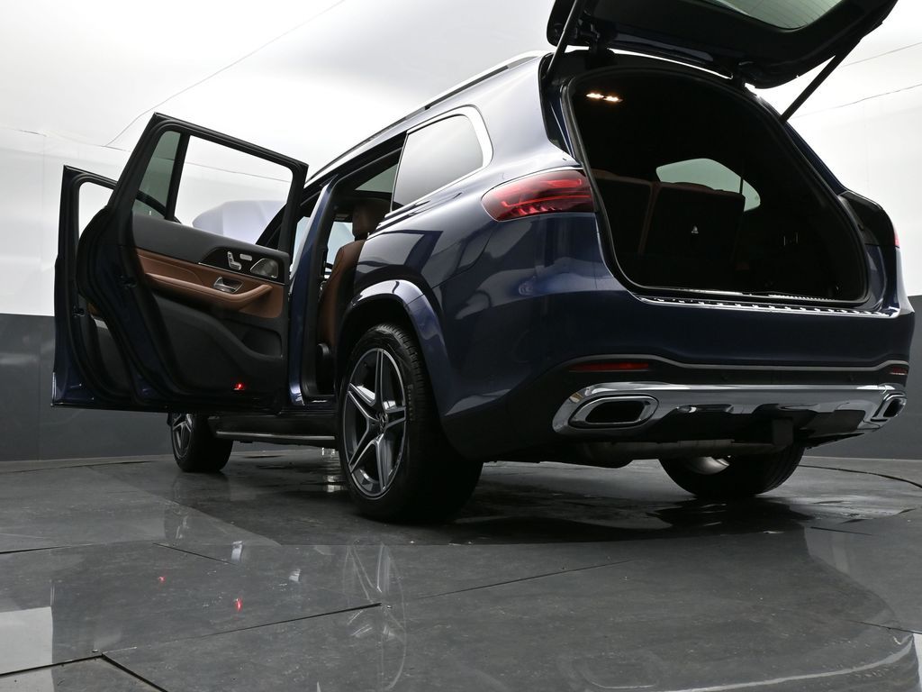 2025 Mercedes-Benz GLS 450 4MATIC