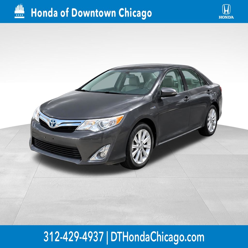 2014 Toyota Camry Hybrid XLE
