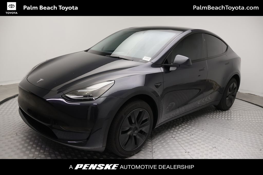 Thumbnail: 2025 Tesla Model Y - 1
