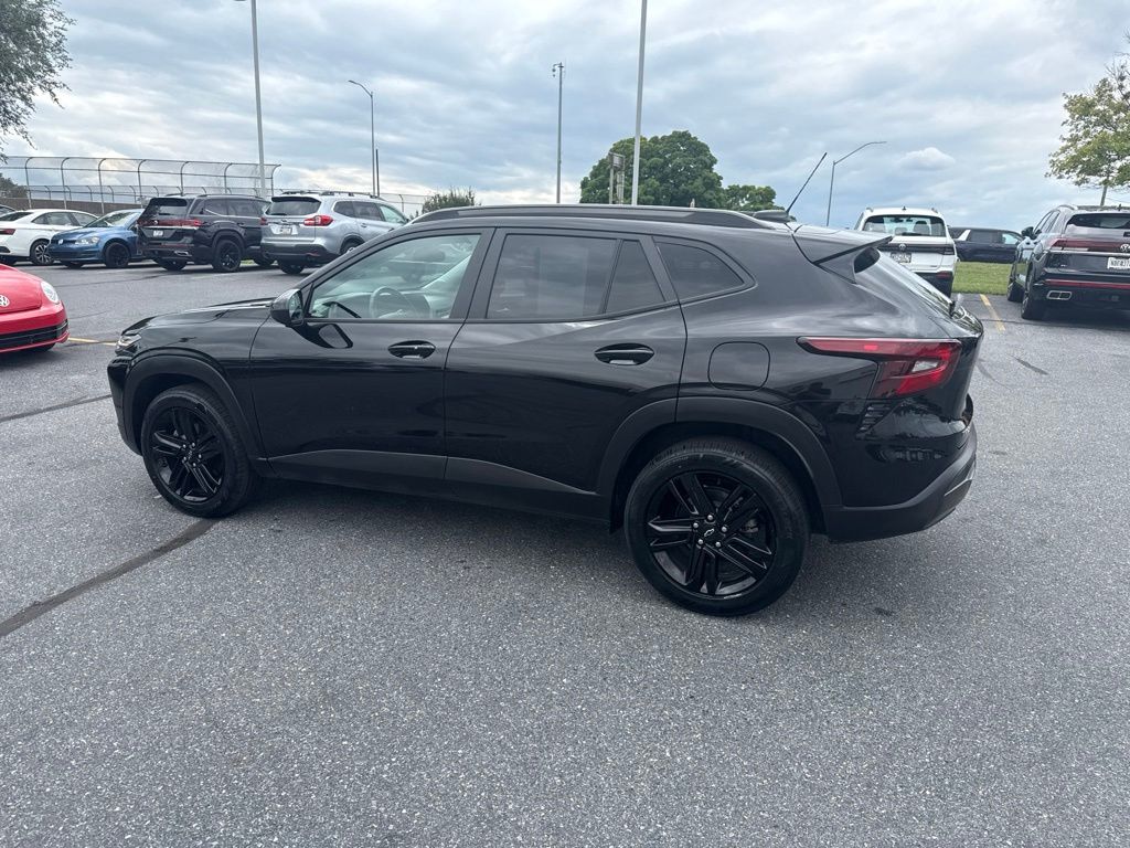 2025 Chevrolet Trax ACTIV Black at Klick Lewis Buick Chevrolet