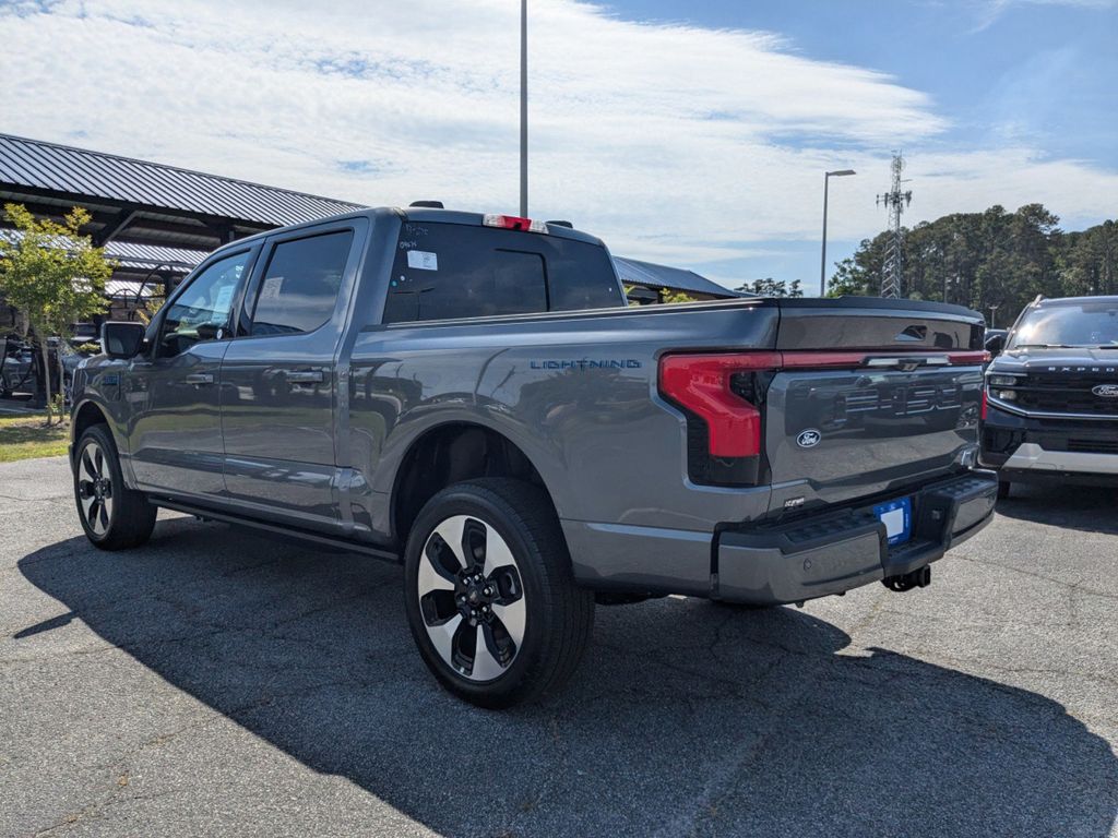 2025 Ford F-150 Lightning Platinum
