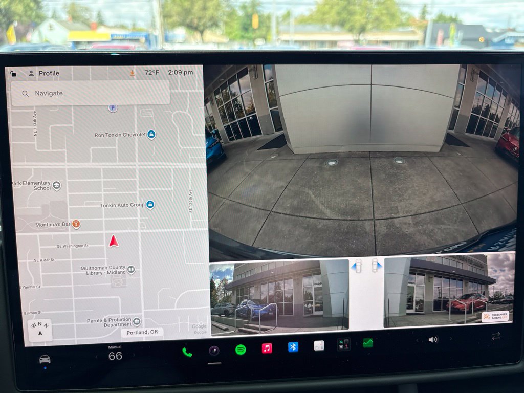 2022 Tesla Model X Plaid