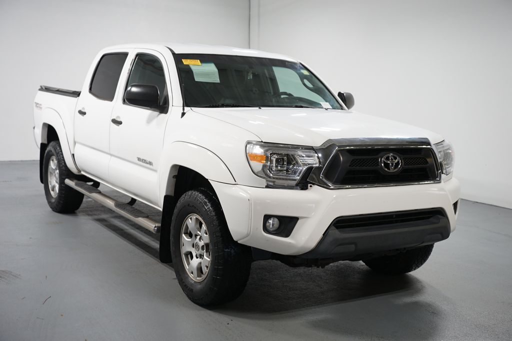 Thumbnail: 2013 Toyota Tacoma - 3