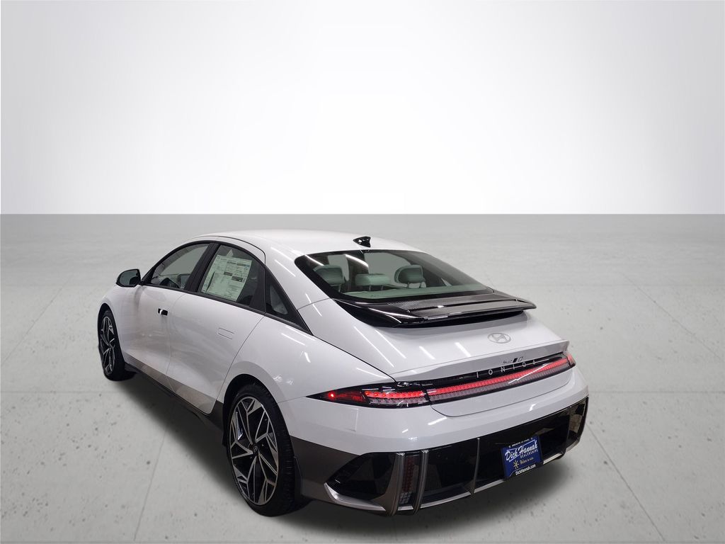2025 Hyundai IONIQ 6 SEL