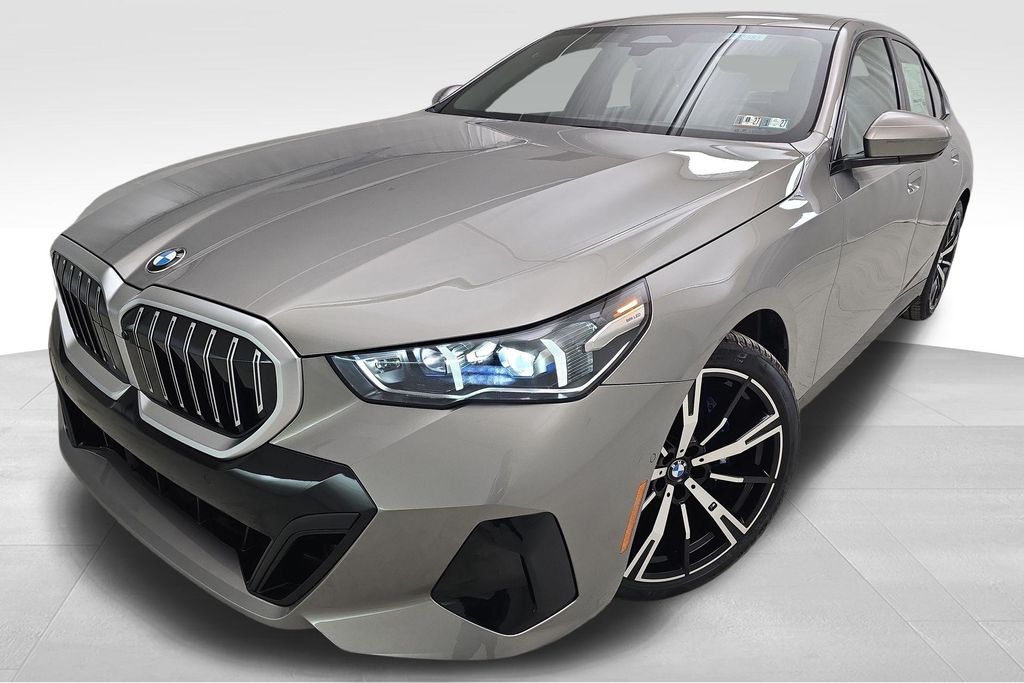 2026 BMW 5 Series 530i xDrive Sedan's photo