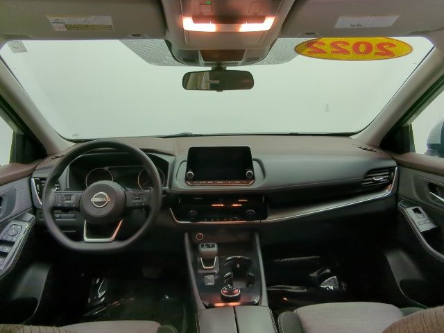 2022 Nissan Rogue SV - Photo 19