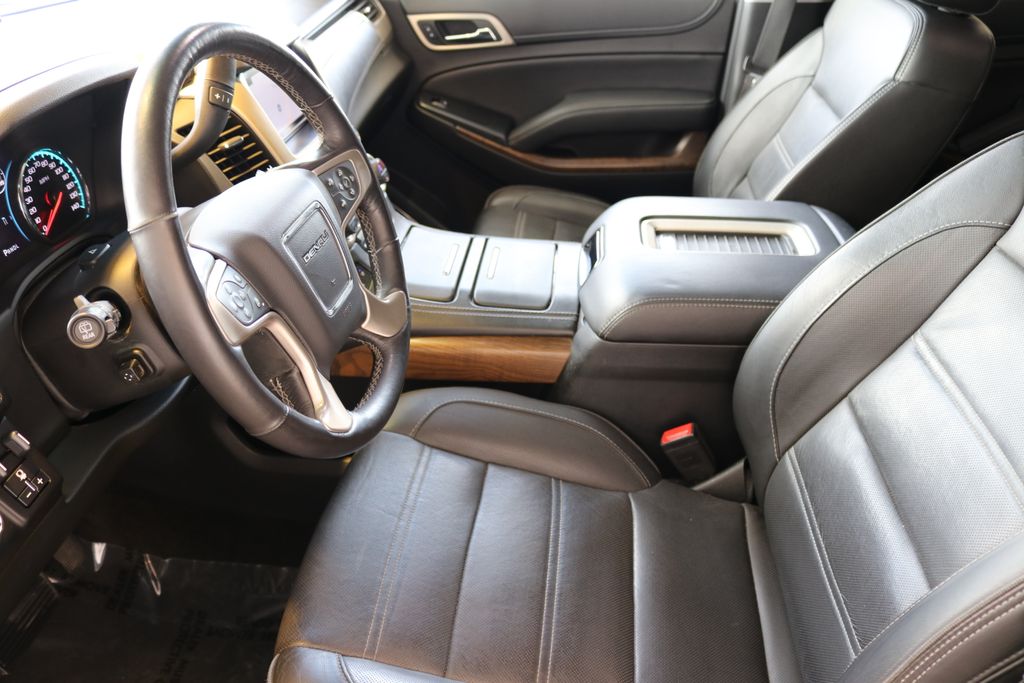 2018 GMC Yukon Denali photo