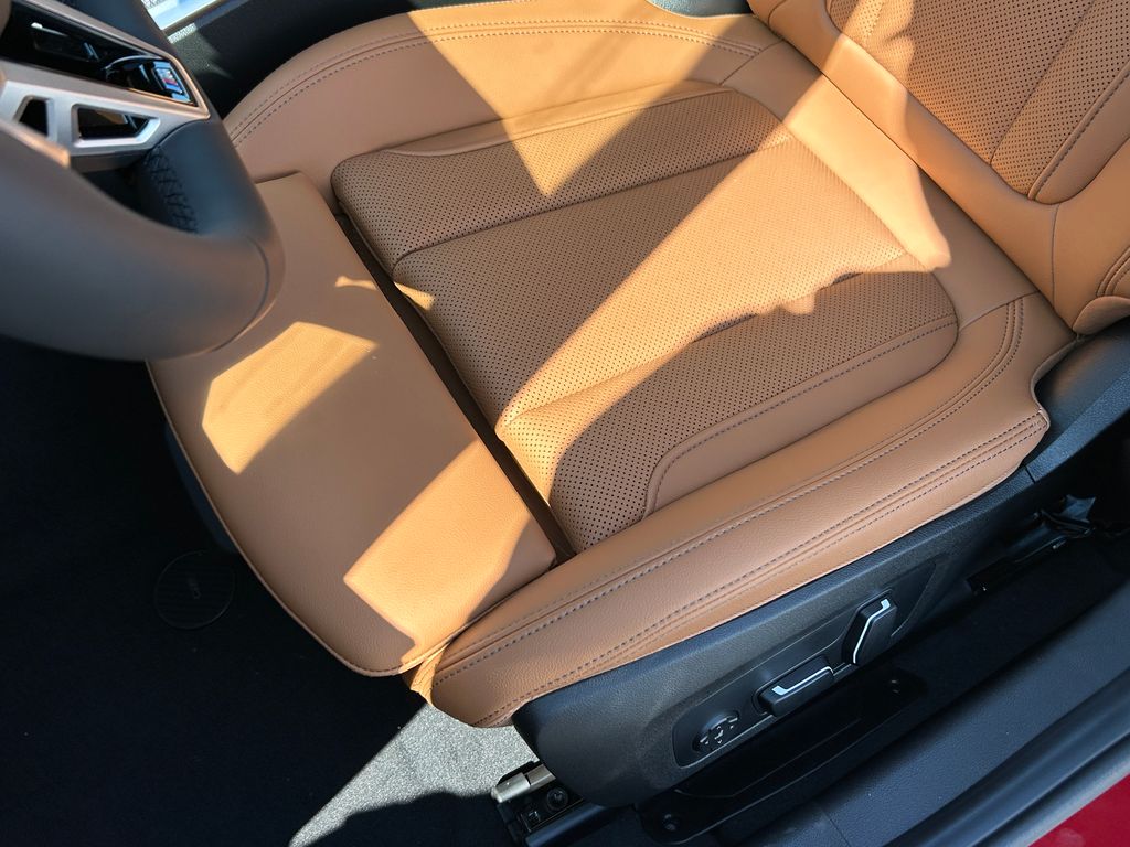 2025 BMW 3 Series 330i 15
