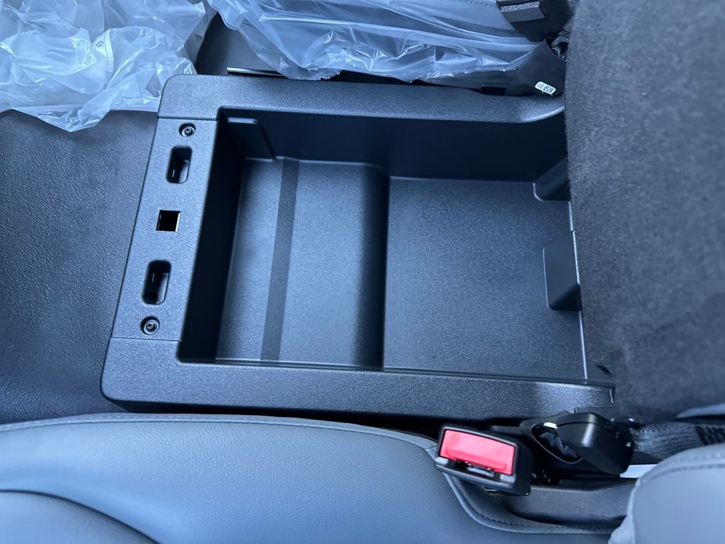New 2025 Ford F-150 Regular Cab 8' Box XL