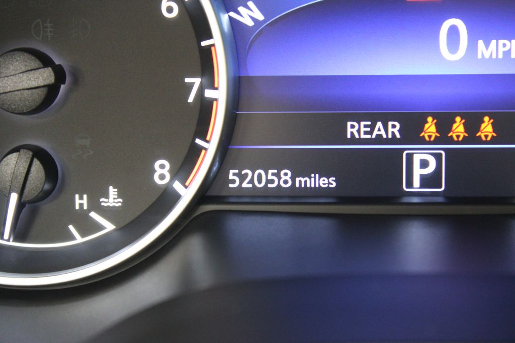 used 2023 Nissan Maxima car