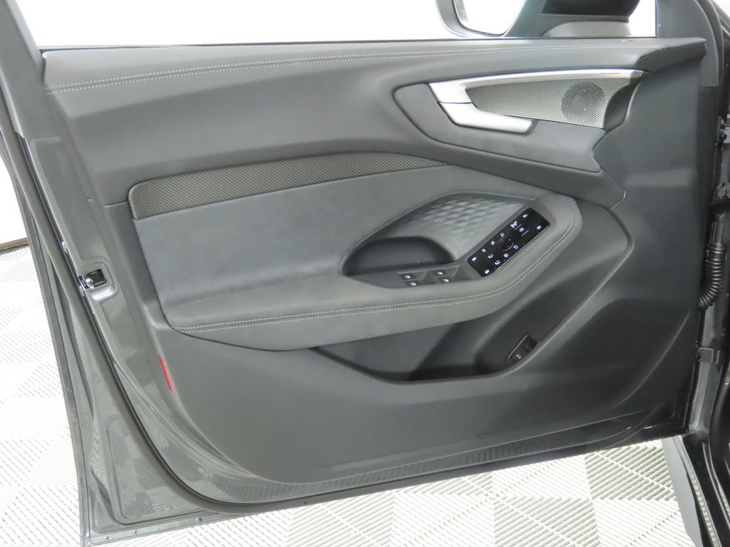 Thumbnail: 2026 Audi S5 - 26